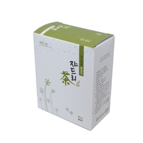 Mulberry Tea of JADE : Lee is made from mulberry leaves sometime around June and adopts the green te...